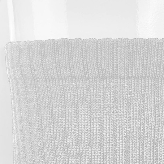 Embroidered Crew Socks Detail White